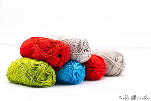Picture of Thread (Set of 5) Colored With Needle